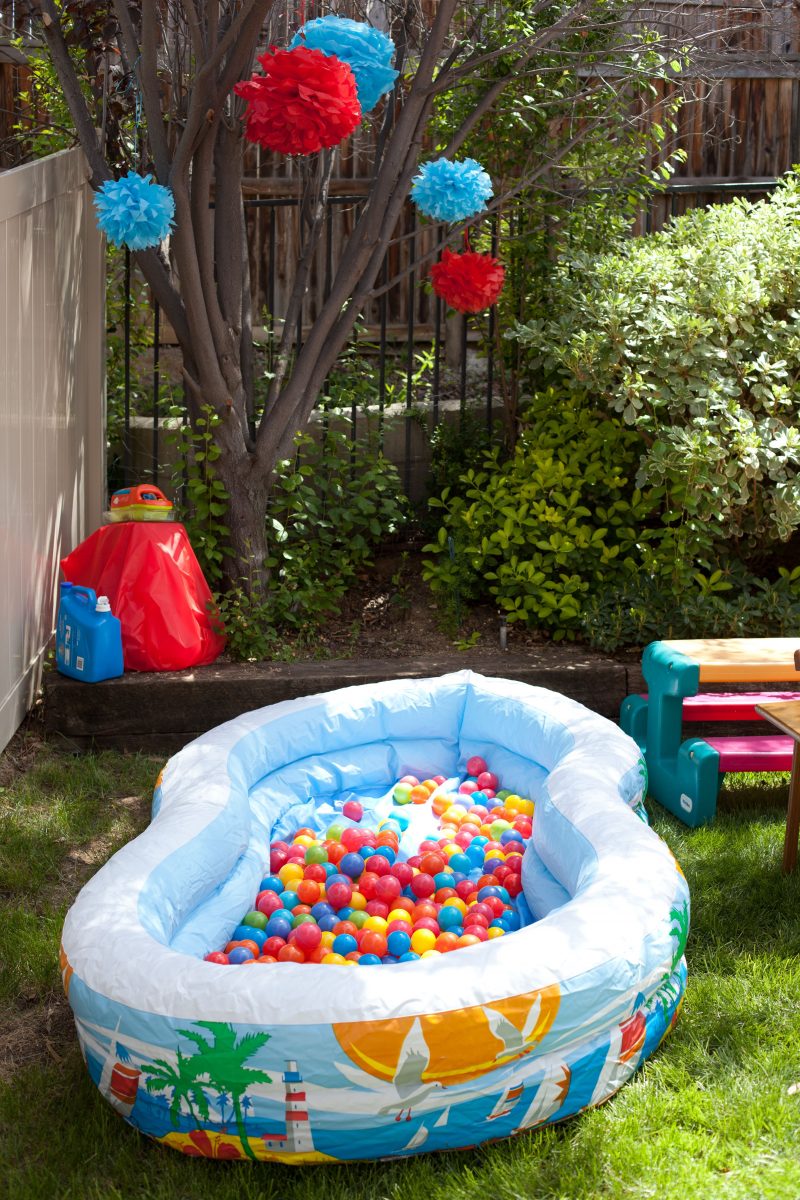 1st Birthday Party Activity / Entertainment: Ball Pit! Great idea ...