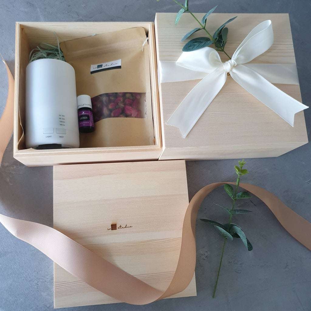 Birthday Gift Set For Her 05 Diffuser Rose Essential Oil ...