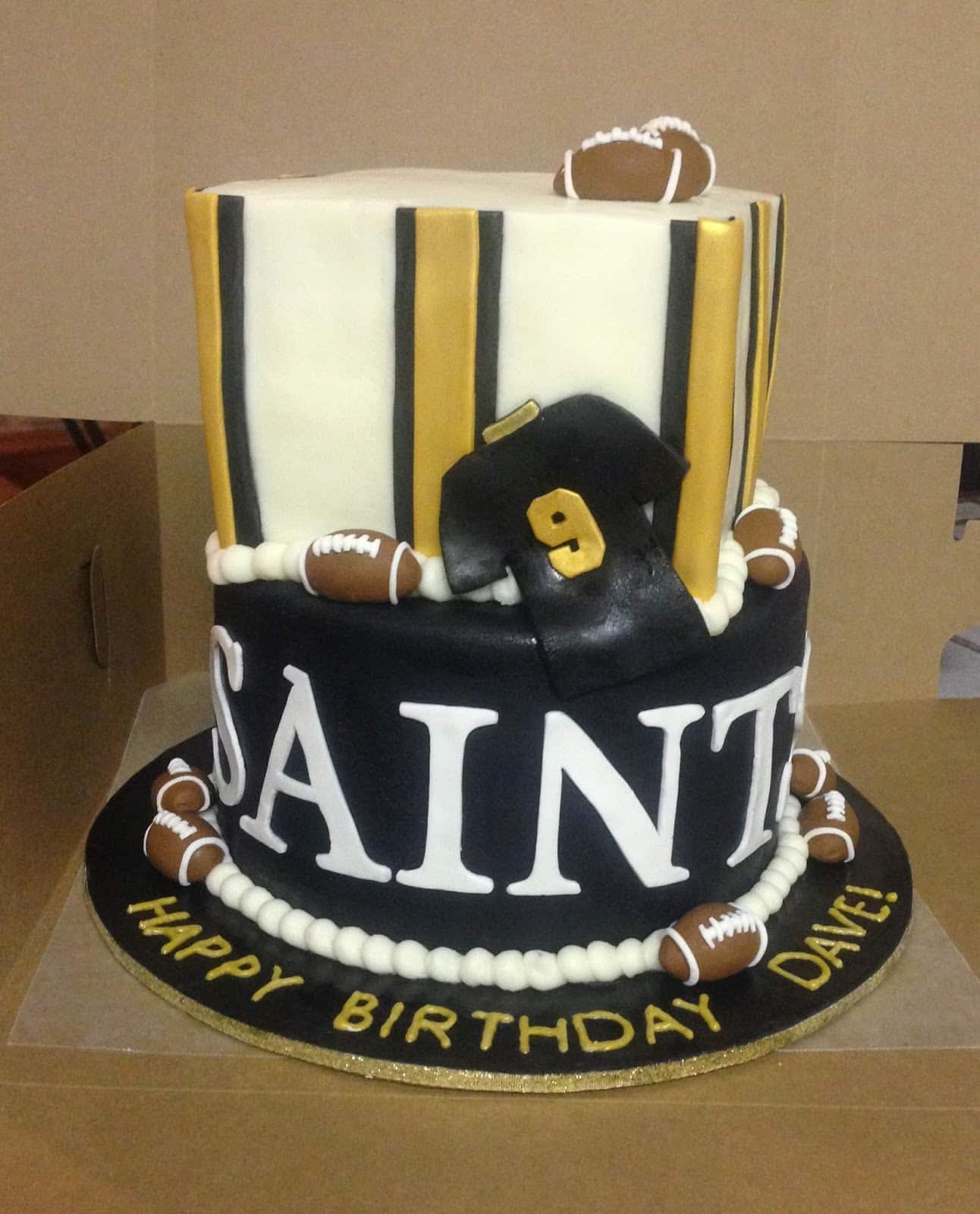 Cakes by Mindy: New Orleans Saints Cake 6"  &  8"