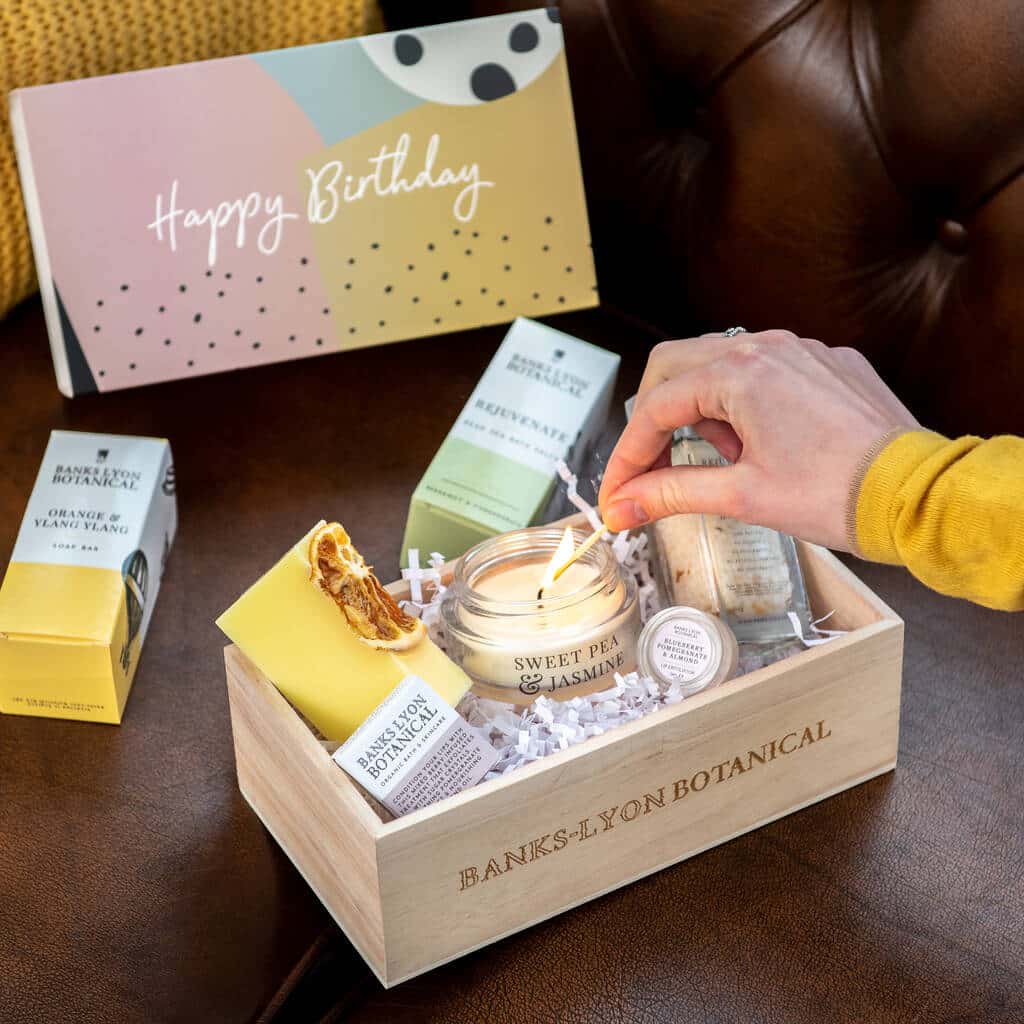 create your own birthday personalised organic gift box by banks