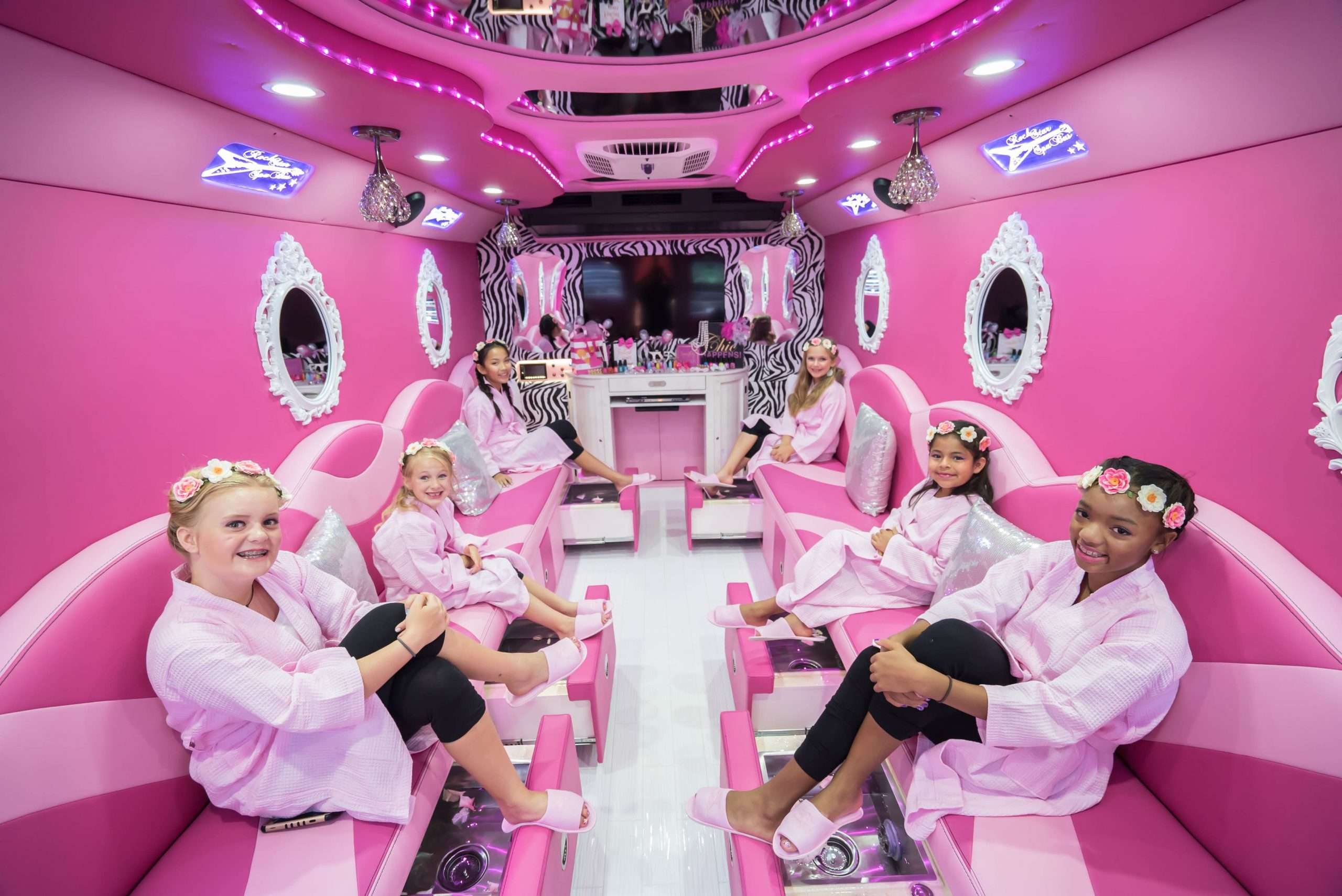 Girls spa parties bus in Katy