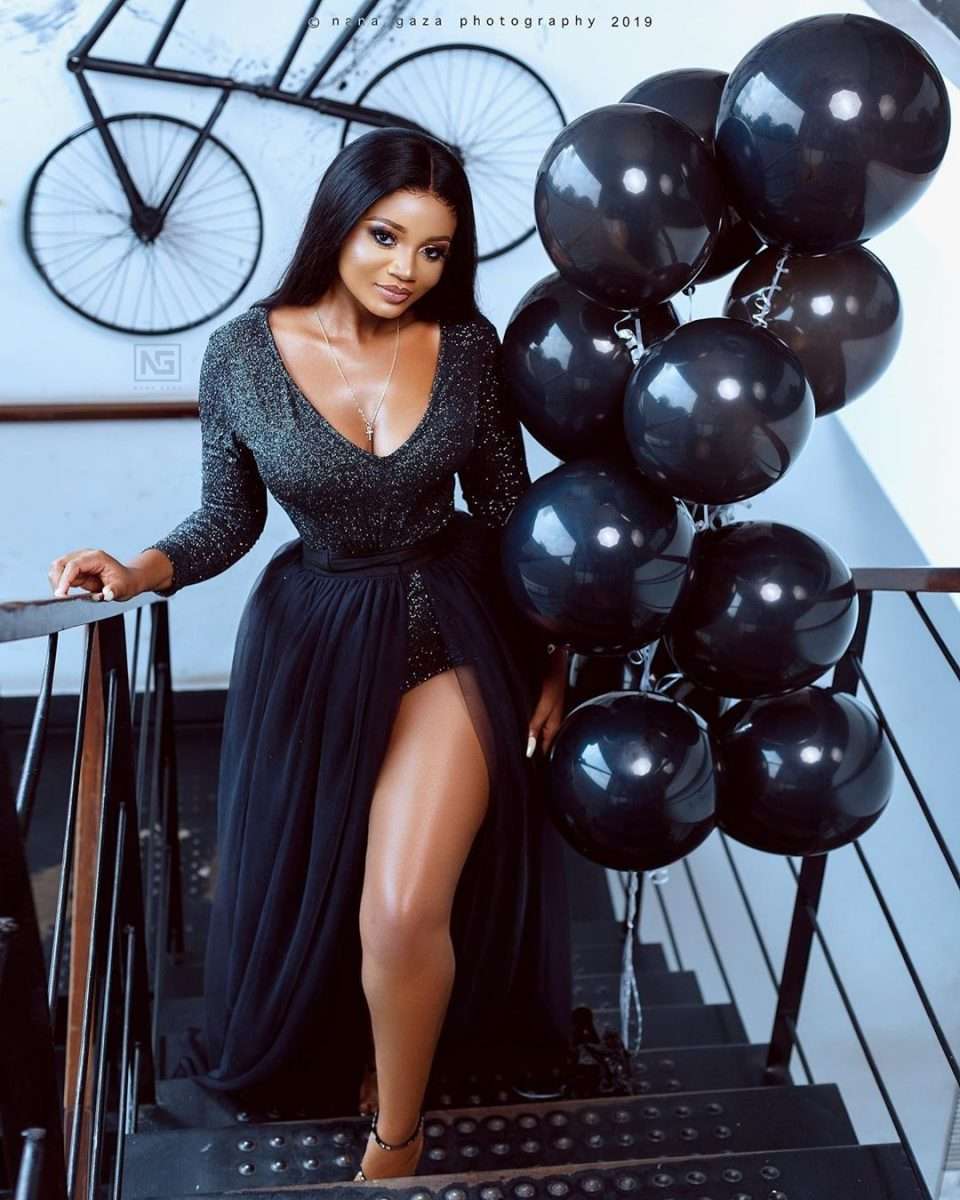 How To Look Classic Like Serwaa Amihere For Plus Size &  Curvy Ladies ...