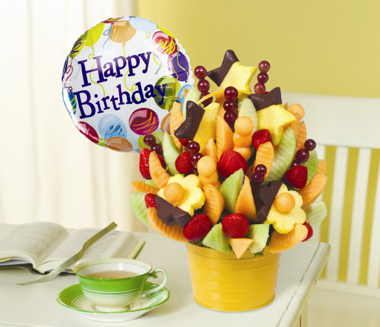 This birthday gift package includes our classic pineapple daises and ...